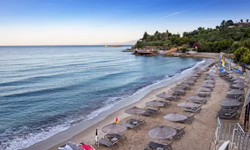 هتل اوتیوم سی لایت ریزورت کوش آداسی